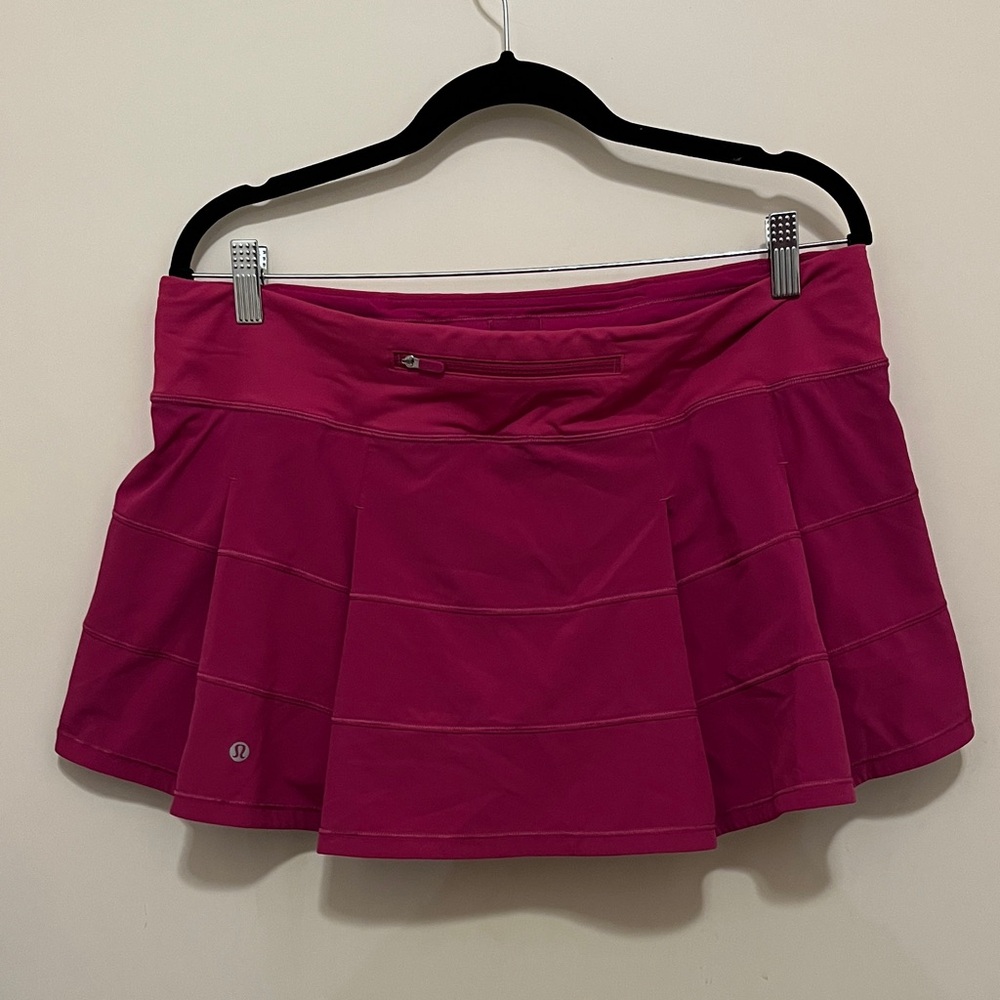 Lululemon Athletica Vibrant Pink Mini Skirt size 12